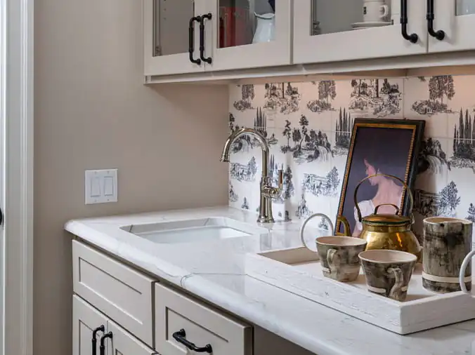 Bar sink with stainkess faucet
